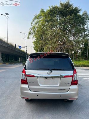 Xe Toyota Innova 2.0G 2015