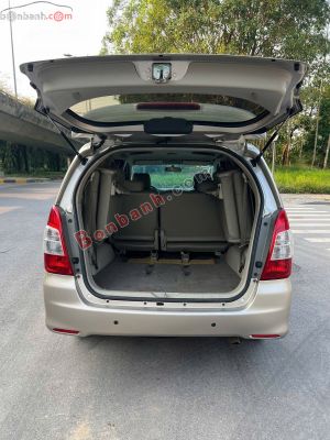 Xe Toyota Innova 2.0G 2015