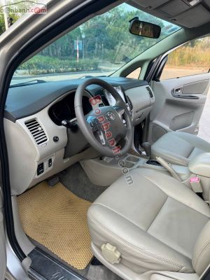 Xe Toyota Innova 2.0G 2015