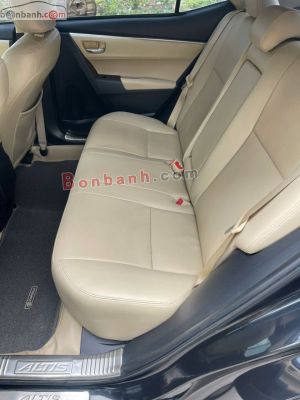 Xe Toyota Corolla altis 1.8E MT 2018