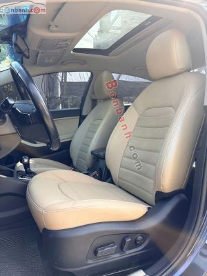 Xe Kia Cerato 1.6 AT 2018